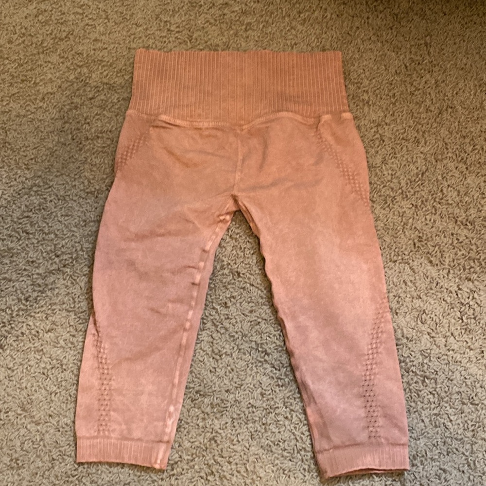 Free people movement cropped leggings Size M/L